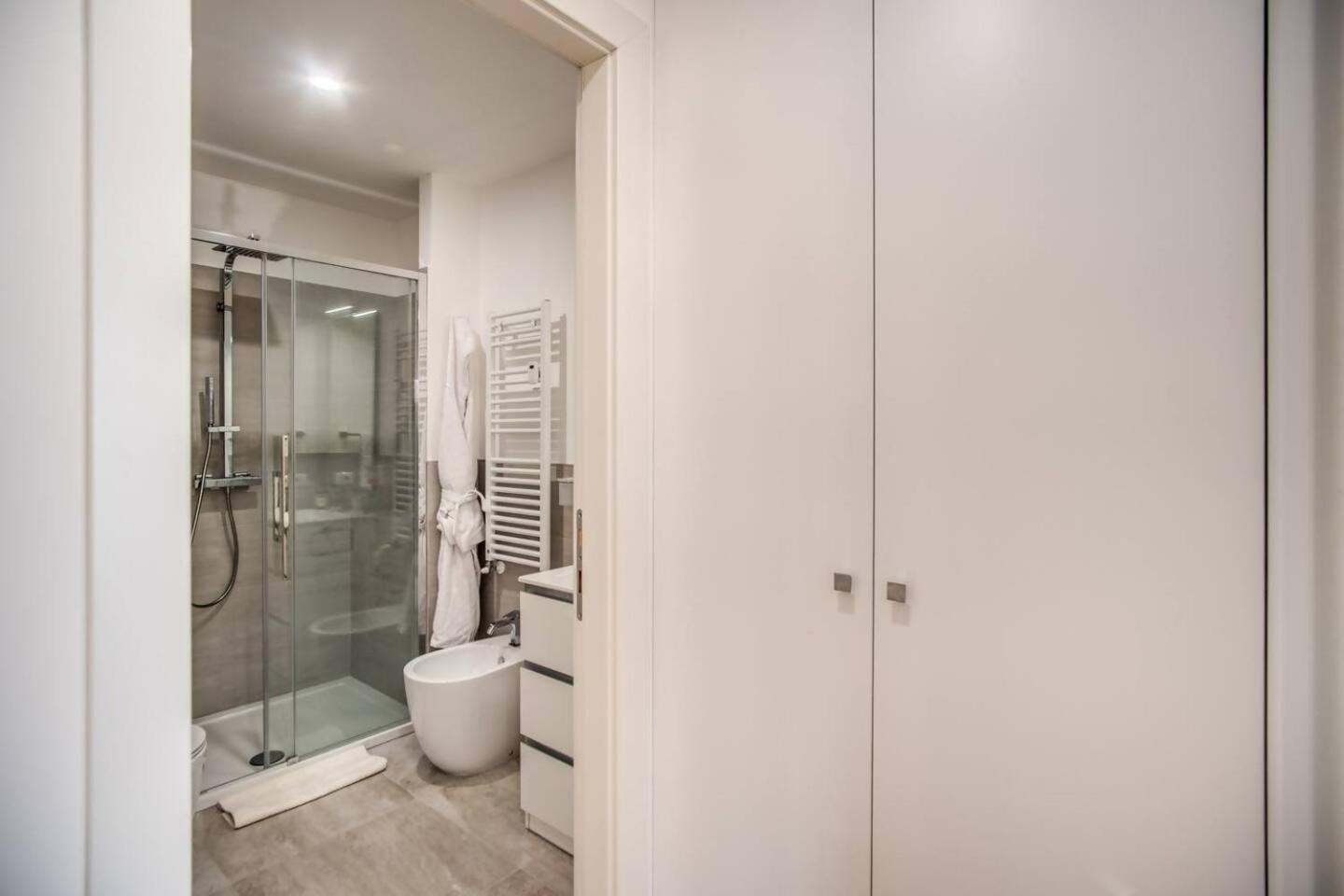 Naos Suite Close Popolo Square روما المظهر الخارجي الصورة
