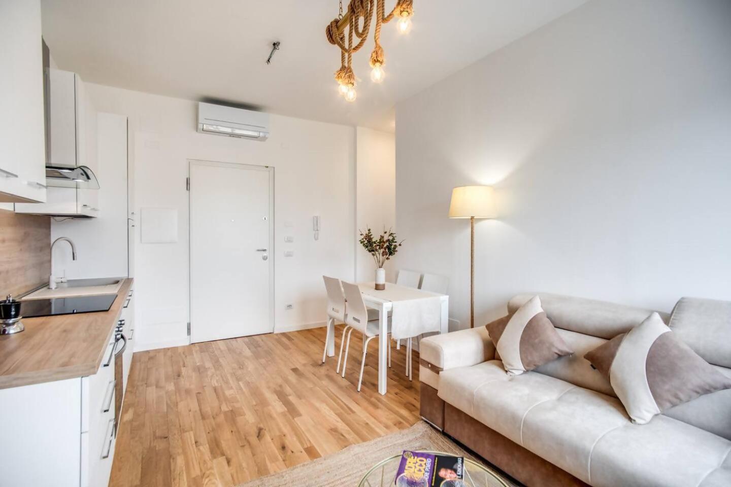 Naos Suite Close Popolo Square روما المظهر الخارجي الصورة