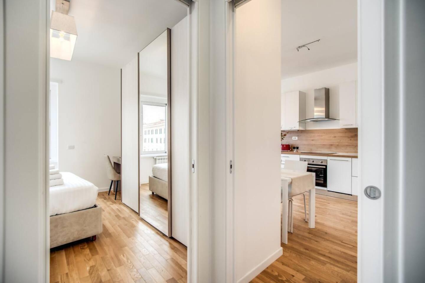 Naos Suite Close Popolo Square روما المظهر الخارجي الصورة